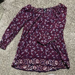 Floral quarter sleeve shirt